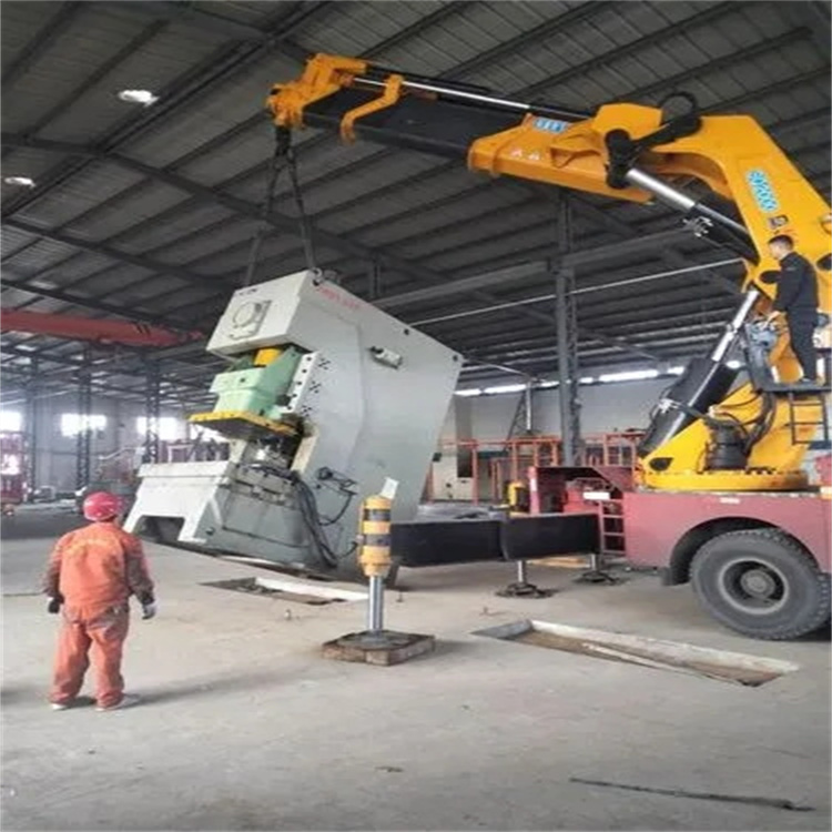 南京秦淮80吨折臂吊车出租附近电话