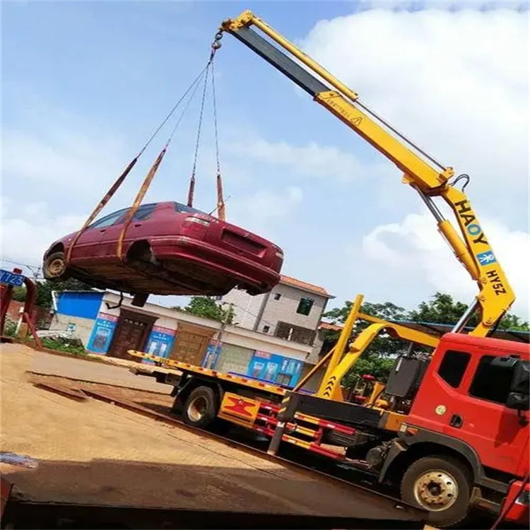 南京秦淮吊车吊汽车的正确方法